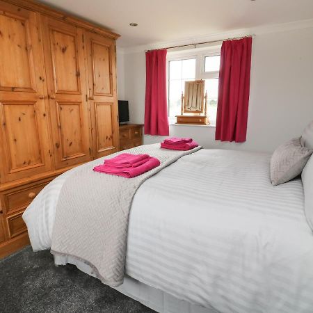 2 Crosslands Villa York Bagian luar foto