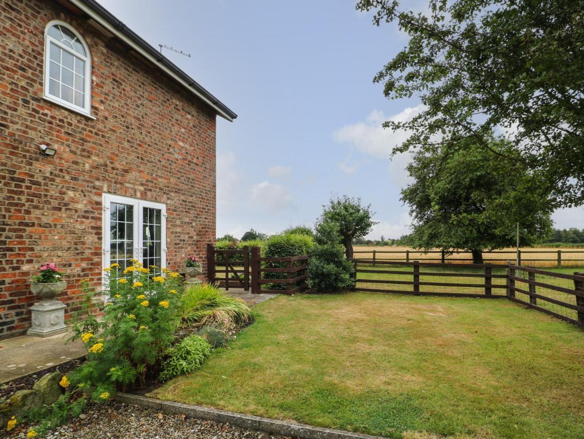 2 Crosslands Villa York Bagian luar foto