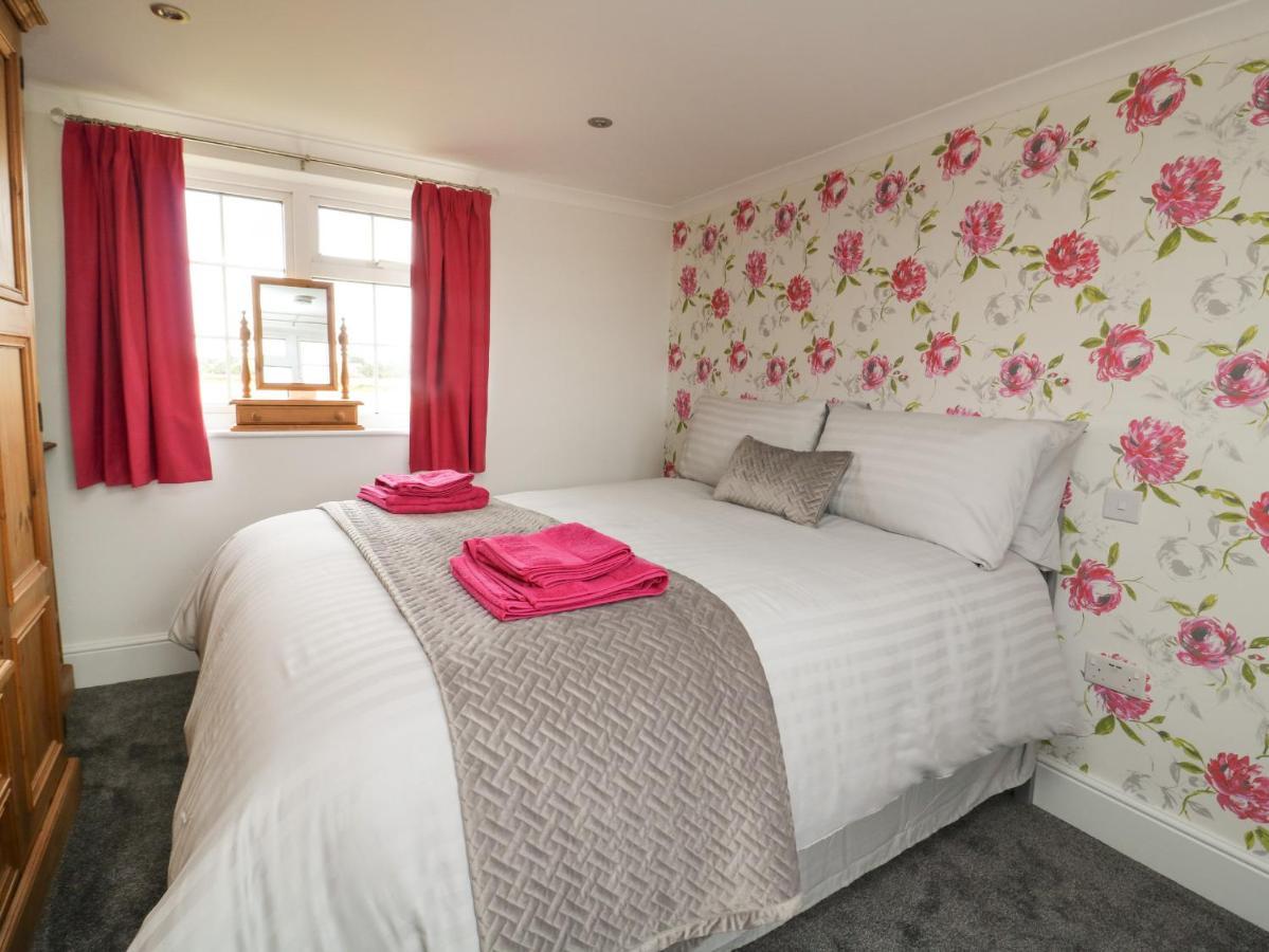 2 Crosslands Villa York Bagian luar foto