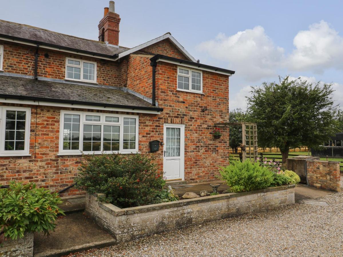 2 Crosslands Villa York Bagian luar foto