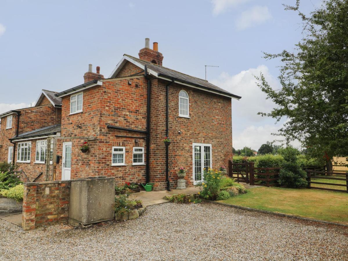 2 Crosslands Villa York Bagian luar foto